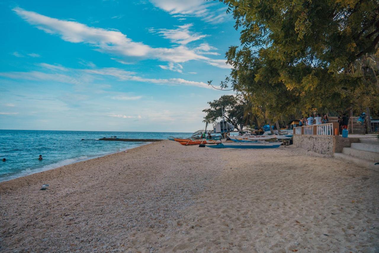 Island Front - Bangcogon Resort And Restaurant Oslob Exterior photo