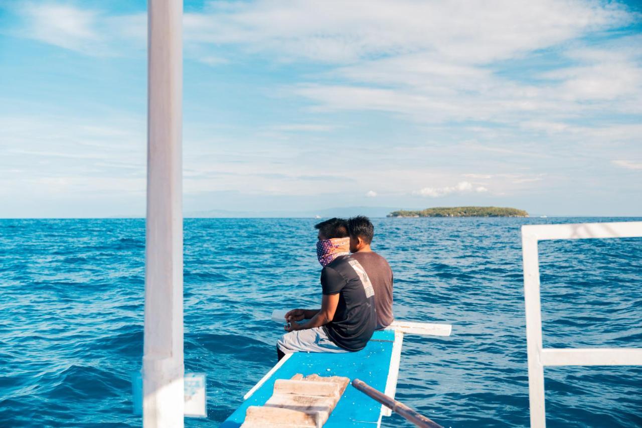 Island Front - Bangcogon Resort And Restaurant Oslob Exterior photo